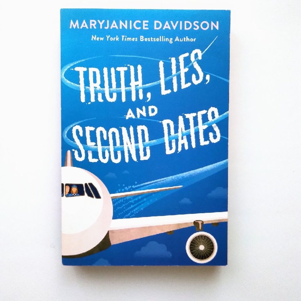 Pick any 2 book bundle - Picture 5 of 9
